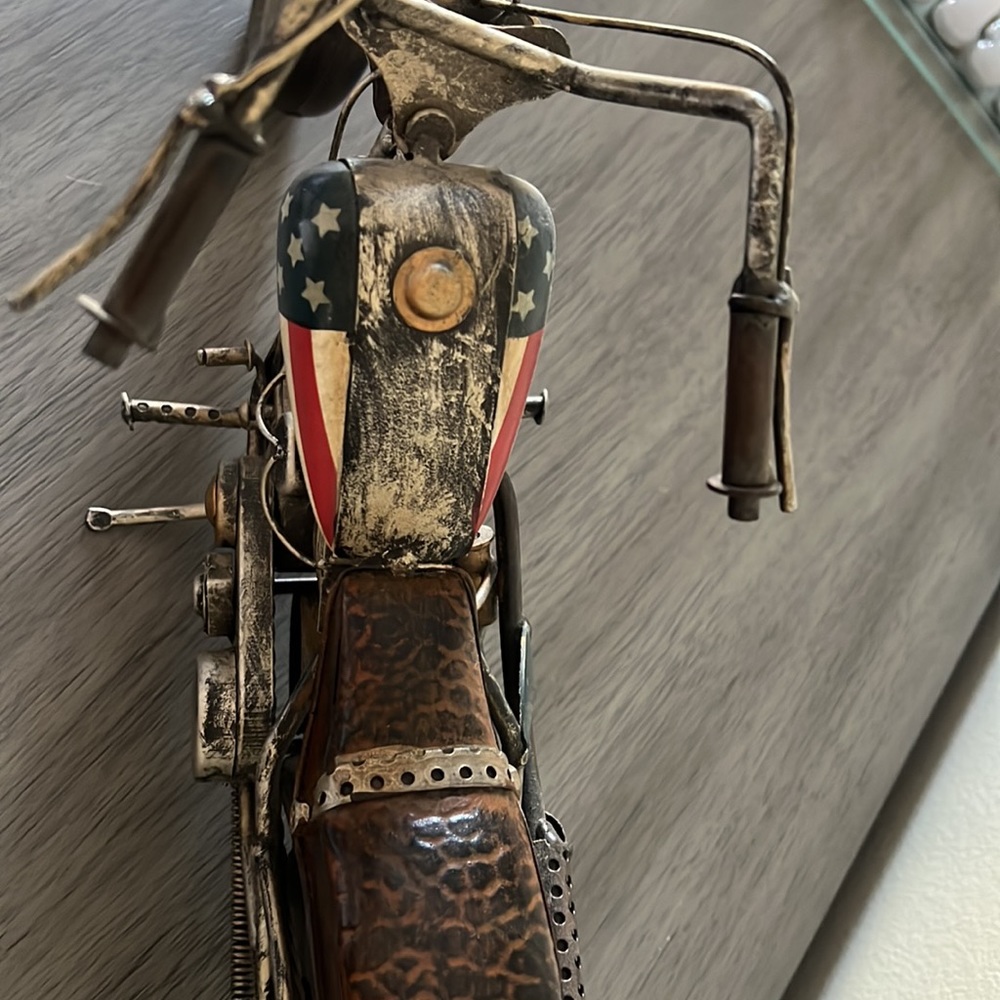 Metal motorcycle decor - Picture 6 of 7